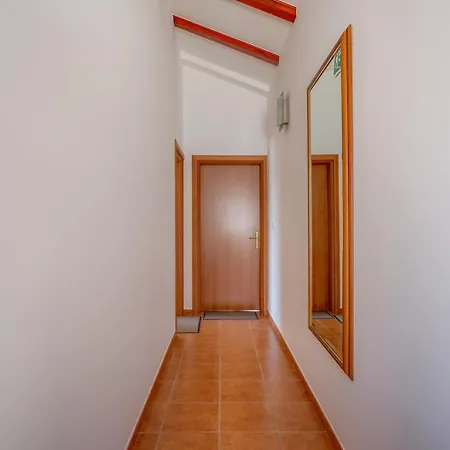 アパート Natali 1, Sea View, | 4 Guests