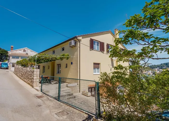 Appartamento Natali 1, Sea View, | 4 Guests *