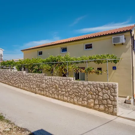 Natali 1, Sea View, | 4 Guests דירה