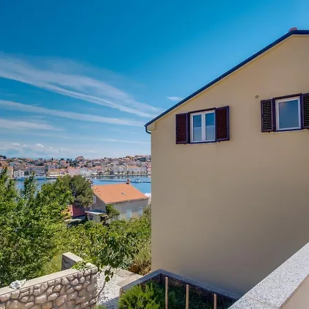 Natali 1, Sea View, | 4 Guests * מאלי לוסיניי